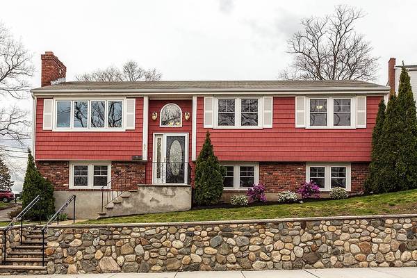 85 Upton Road, Waltham, MA 02452