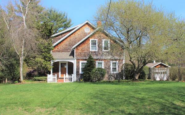 74 Prospect, Hingham, MA 02043