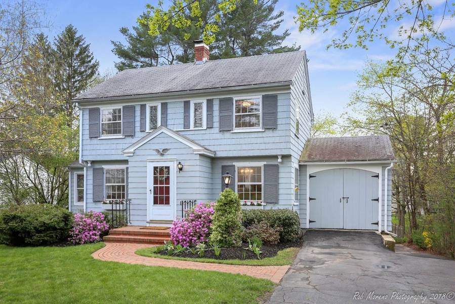 5 Stratford Rd, Andover, MA 01810