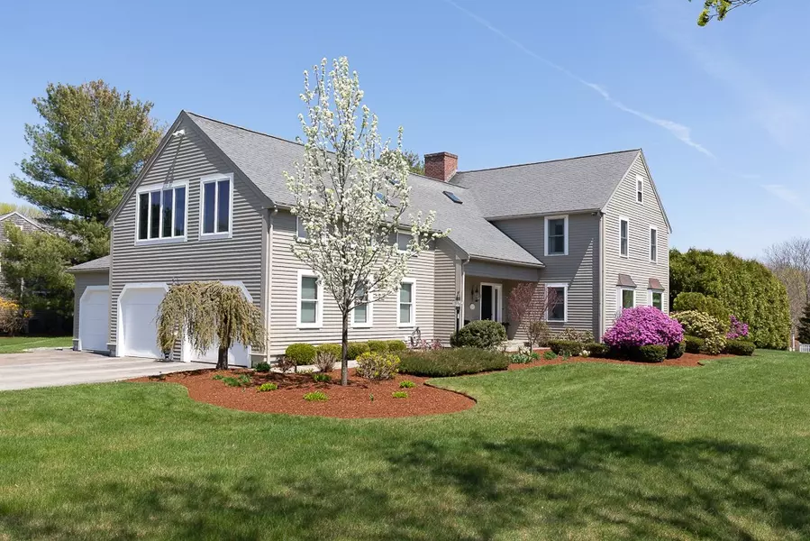 7 Berkley Cir, Hingham, MA 02043