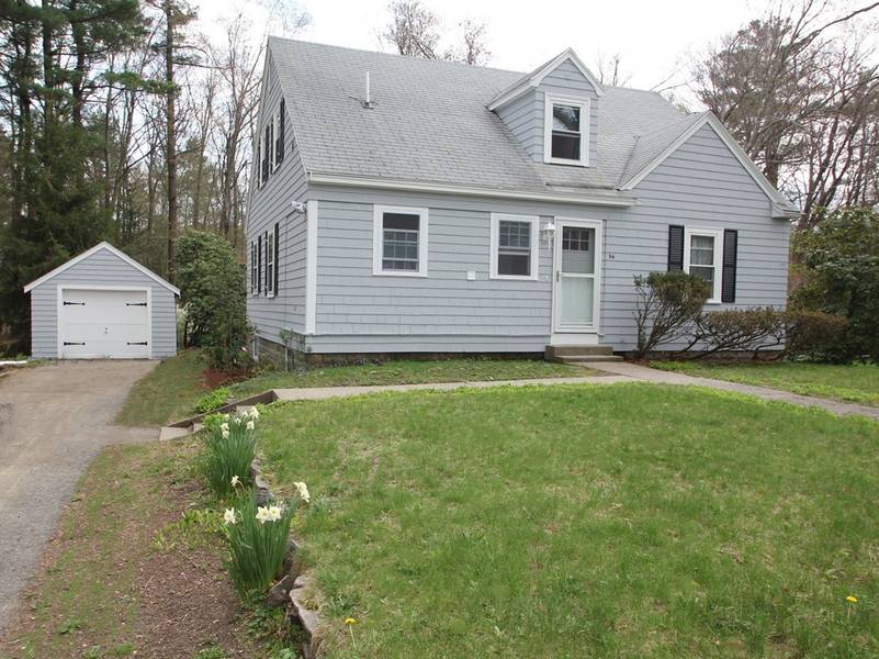 56 Mount Vernon St, North Reading, MA 01864