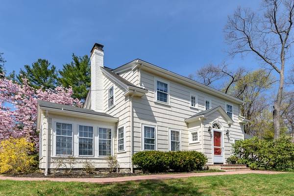 45 Upland Road West, Arlington, MA 02474