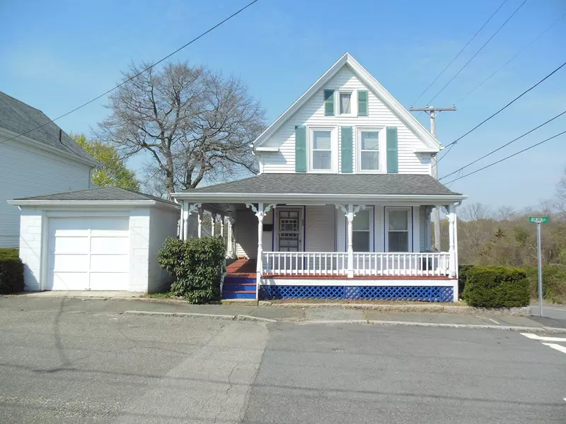 28 Acacia Street, Gloucester, MA 01930