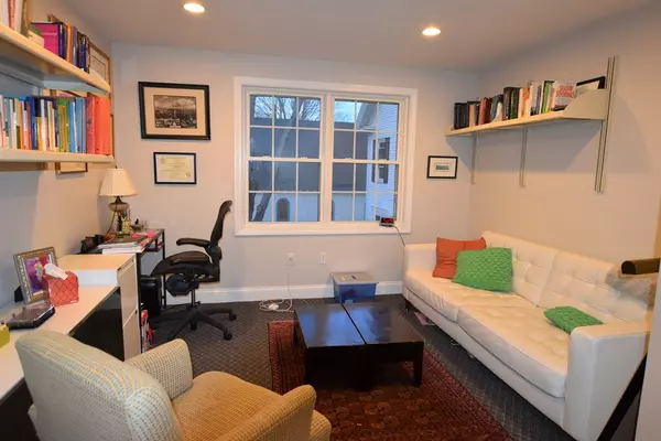 Lincoln, MA 01773,144 Lincoln Rd #144