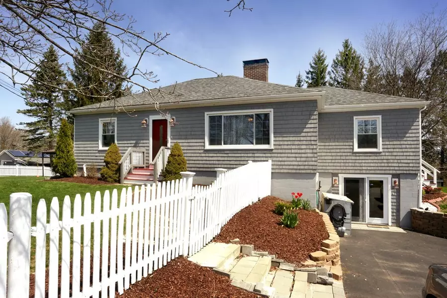 135 Whitehall Road, Amesbury, MA 01913