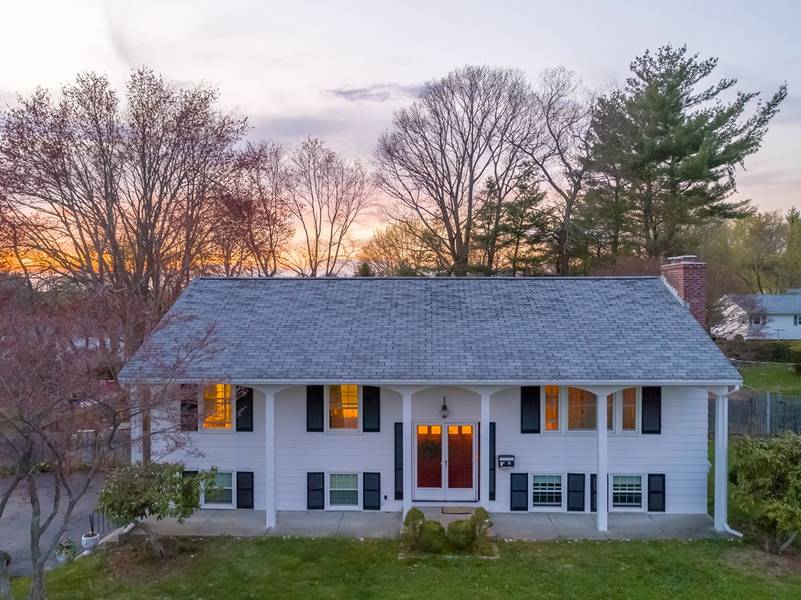 67 Meadow Lane, North Andover, MA 01845