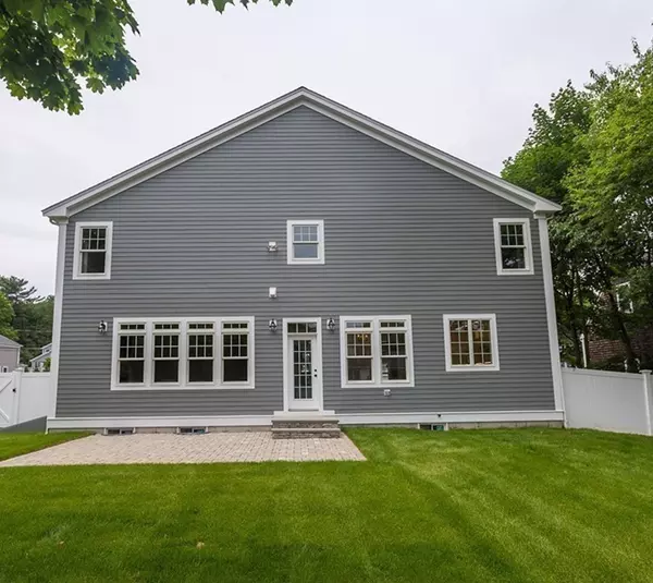 Needham, MA 02492,42 Peacedale Rd