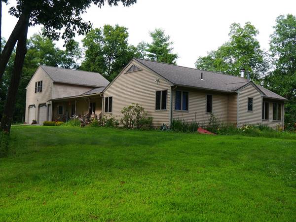 245 River Rd, Deerfield, MA 01373