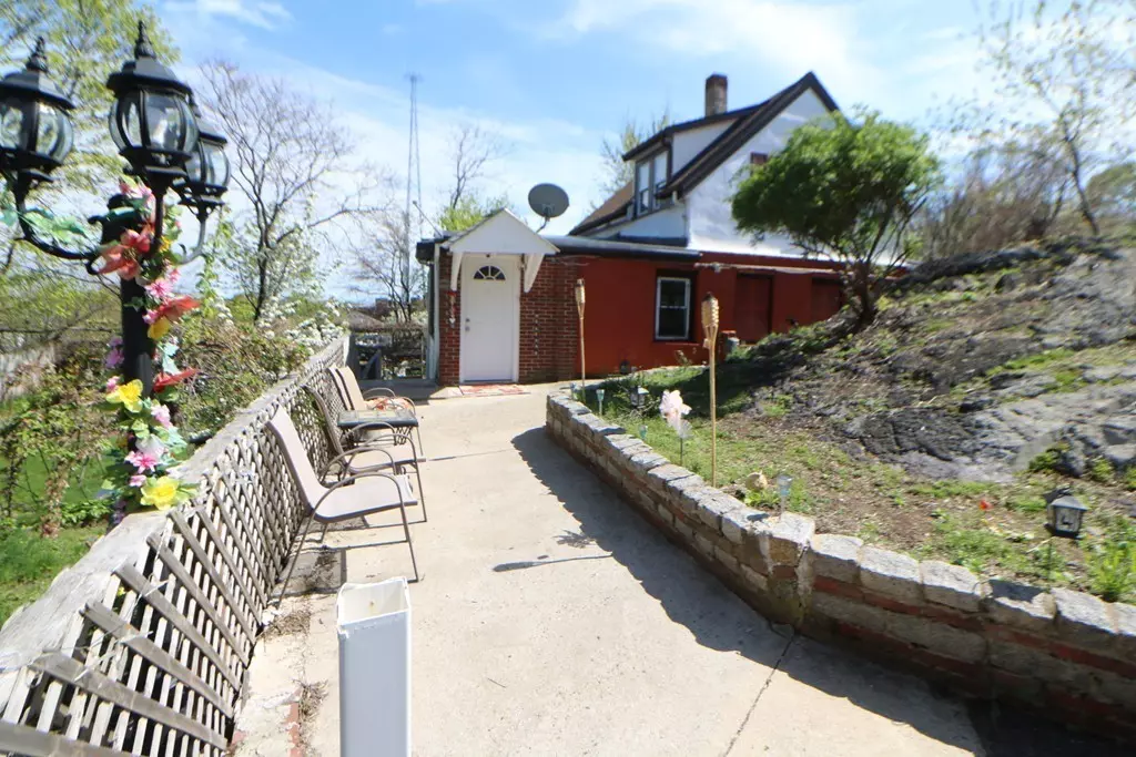 Lynn, MA 01902,22 High Rock Ter