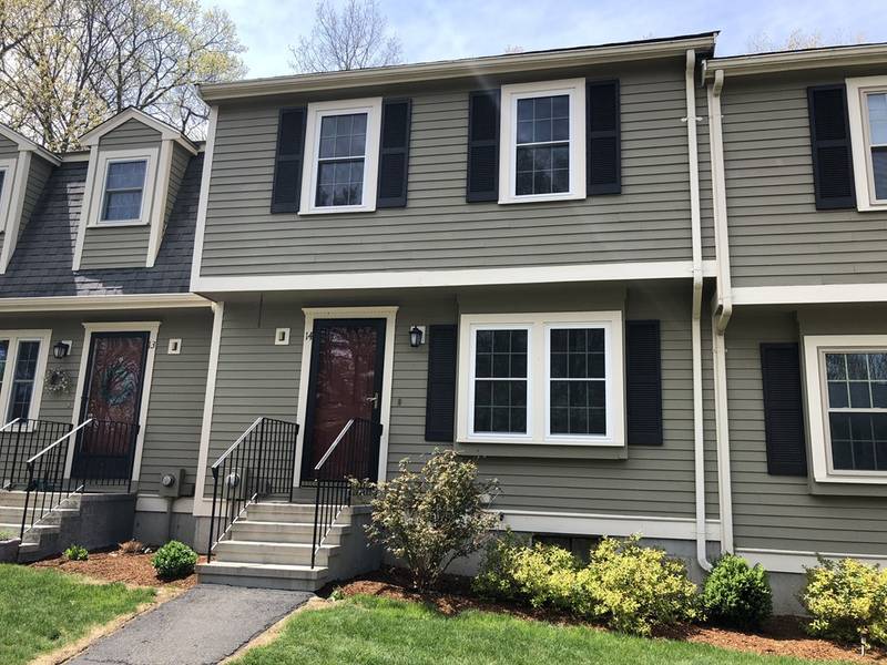 14 Benjamin Landing Ln #14, Franklin, MA 02038