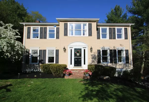 3 Armor Ln, Easton, MA 02356