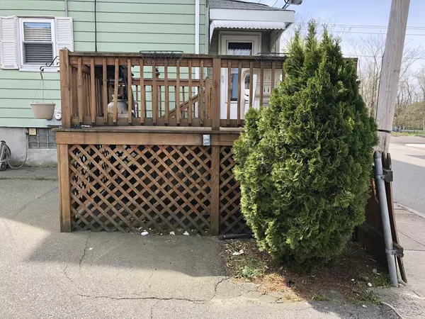 Fall River, MA 02723,654 Alden St