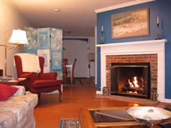 Orleans, MA 02653,33 West Road #3B