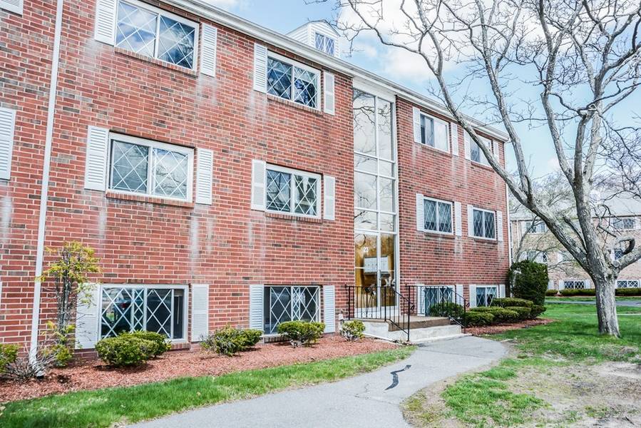 23 Fernview Avenue #5, North Andover, MA 01845