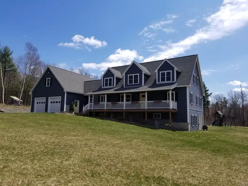 352 Jewett Hill Rd, Ashby, MA 01431