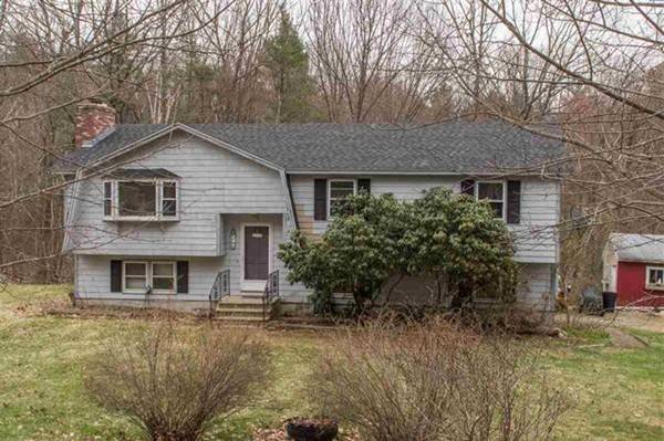 76 Bedard Ave, Derry, NH 03038