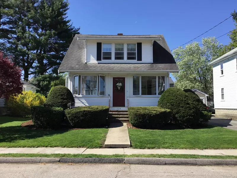 234 Vernon St, Norwood, MA 02062