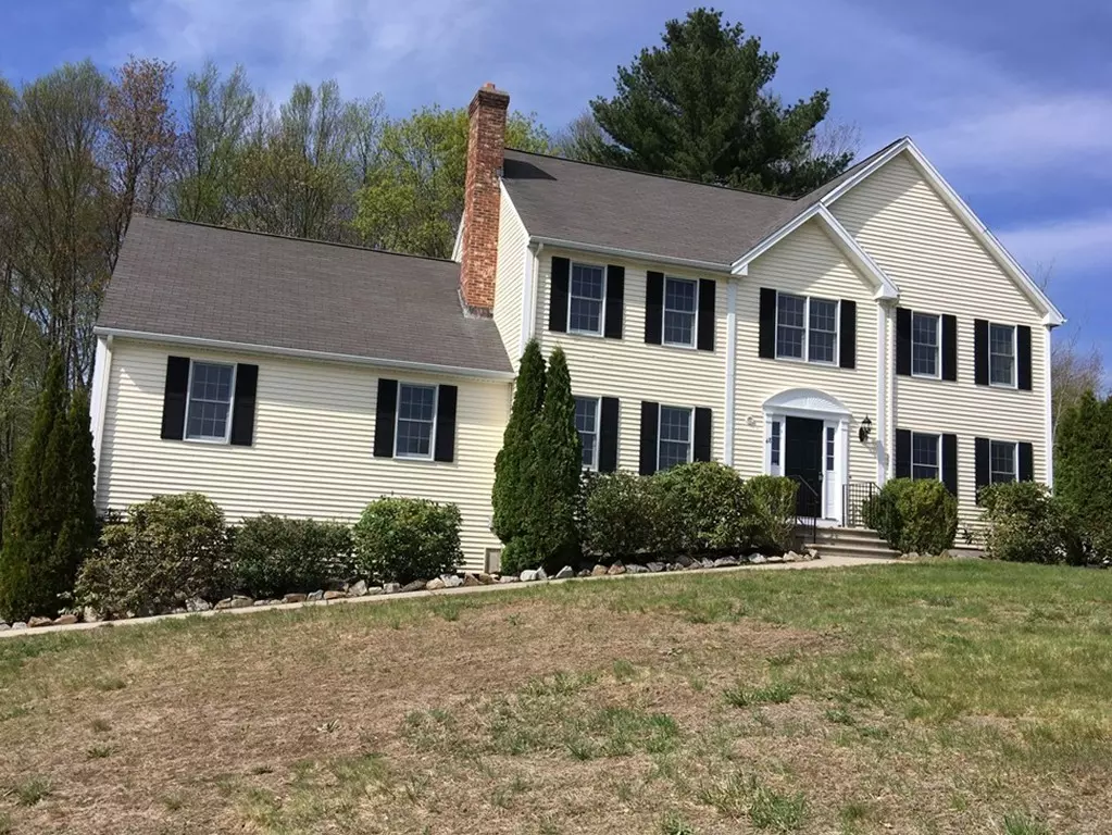 Uxbridge, MA 01569,48 Saratoga Dr