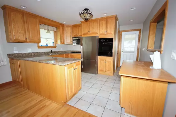 Milford, MA 01757,7 Florence St