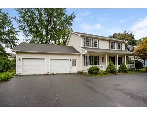 216 Meadow St, Agawam, MA 01001