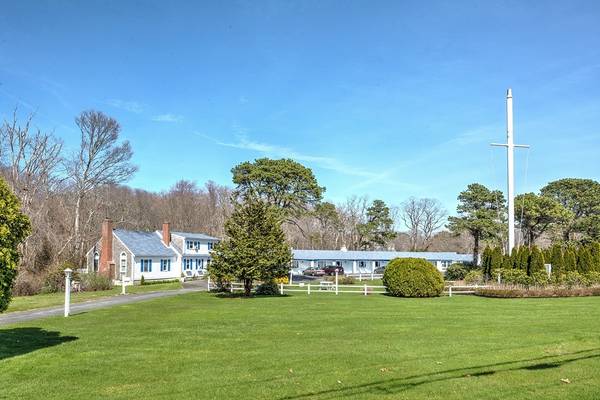 669 Route 6a, Sandwich, MA 02537