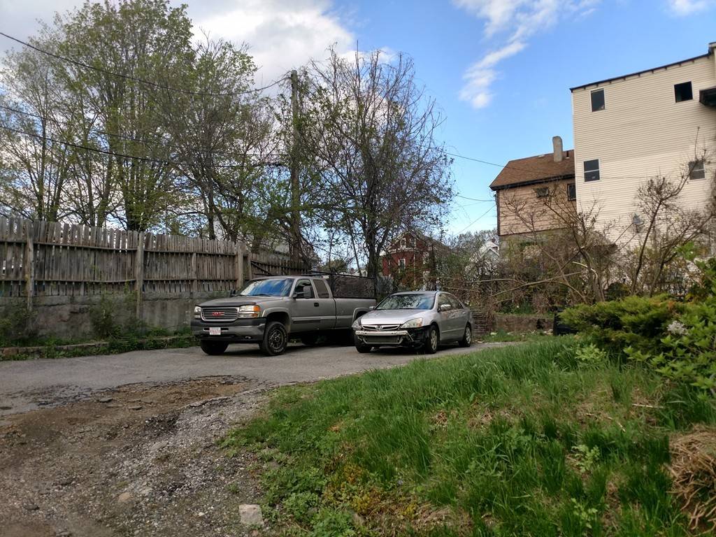 Worcester, MA 01605,38 Laurel St