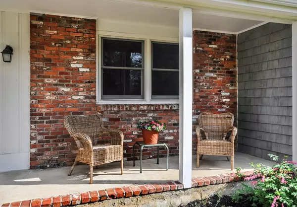 Marshfield, MA 02050,52 Flames Road