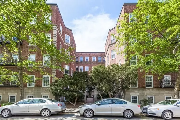 77 Martin Street #47, Cambridge, MA 02138