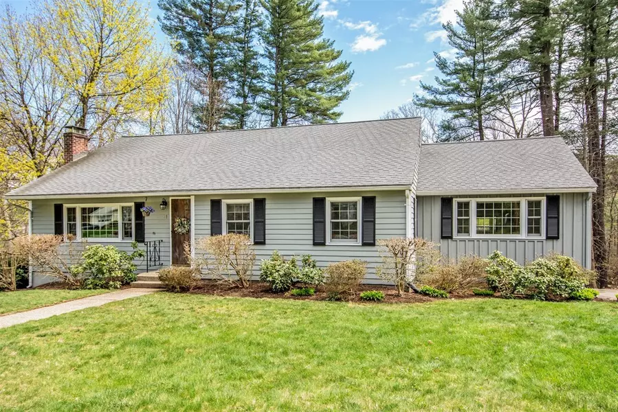 31 Mohawk Dr, Acton, MA 01720