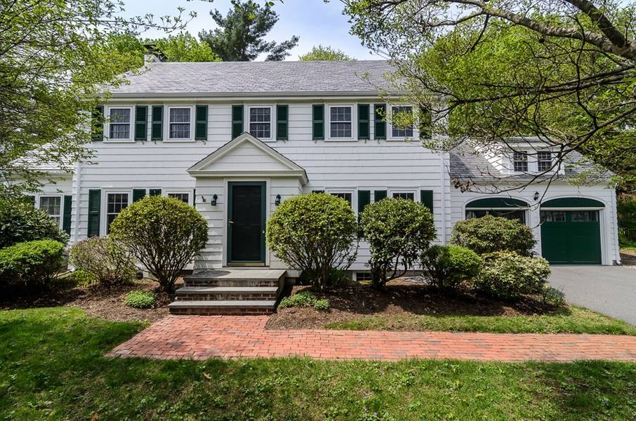 20 Garden Rd, Wellesley, MA 02481