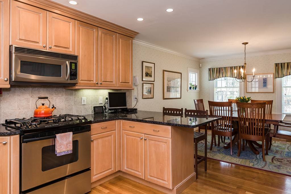 Newton, MA 02468,105 Carlton Road