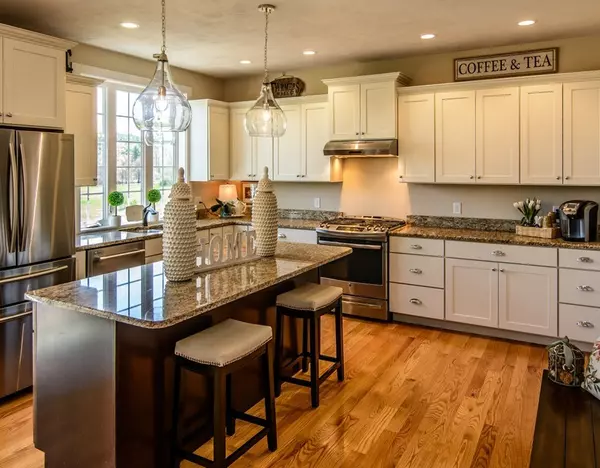 Grafton, MA 01536,52 Adams Road