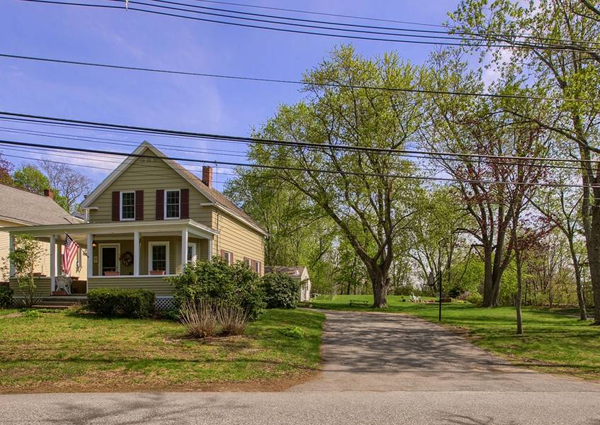 168 French Street, Tewksbury, MA 01876