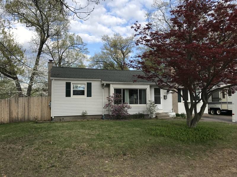 23 Reedstone Ave, Chicopee, MA 01020