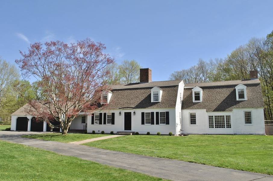 1674 Monument Street, Concord, MA 01742