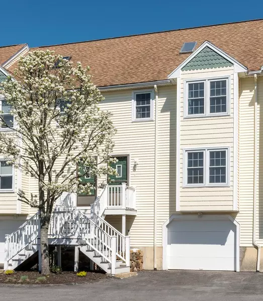 38 Kimball Ave #15, Ipswich, MA 01938