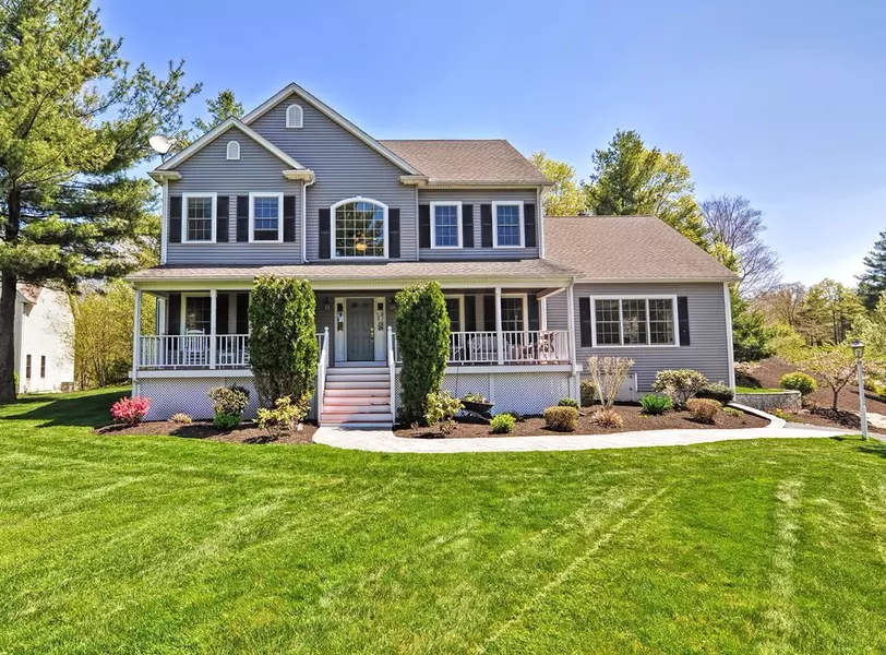 7 Hales Pond Lane, Wrentham, MA 02093