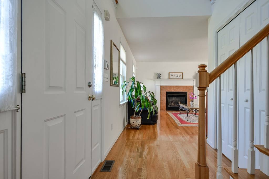 Framingham, MA 01702,183 Arthur Street