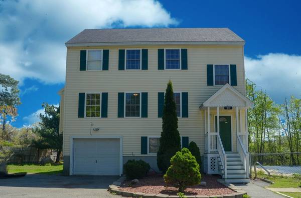 10 Pandy Ln, Methuen, MA 01844