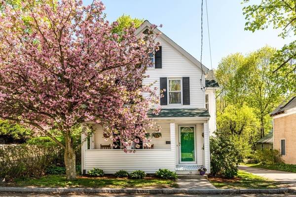 15 Grove Street Place, Arlington, MA 02474