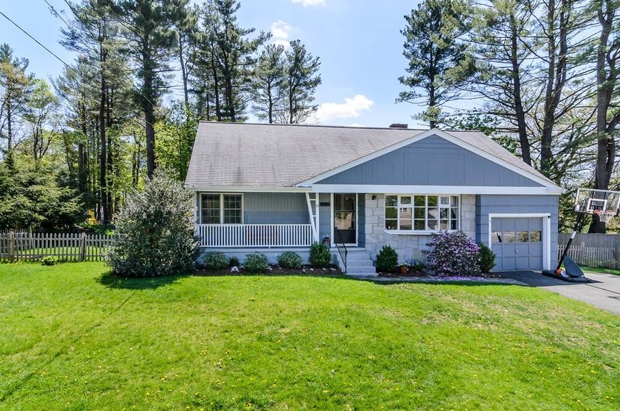 10 Retrop Rd, Natick, MA 01760