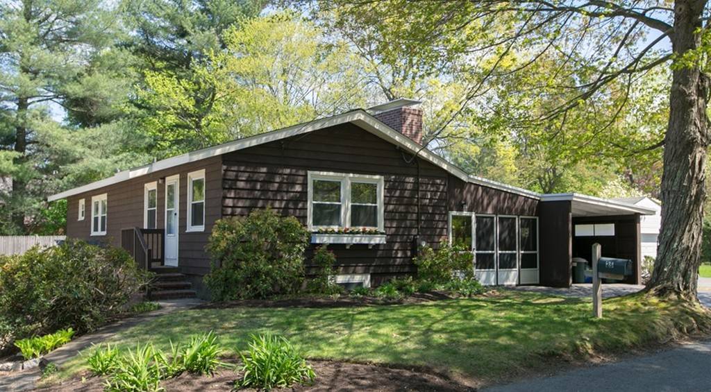 25 Eaton St., Concord, MA 01742