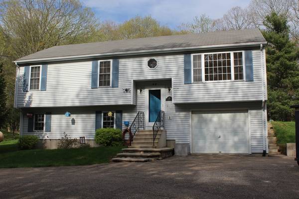 46 Old Spencer Rd, Charlton, MA 01507