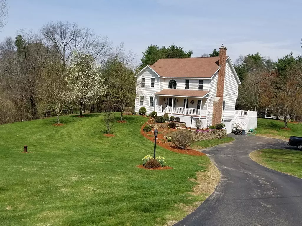 Upton, MA 01568,24 Taft Street