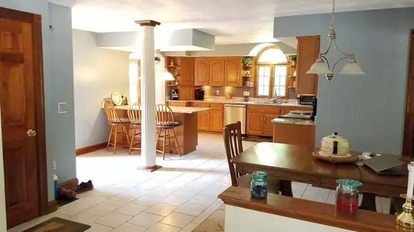 Upton, MA 01568,24 Taft Street