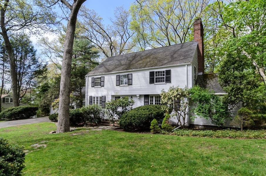 121 Lowell Rd, Wellesley, MA 02481