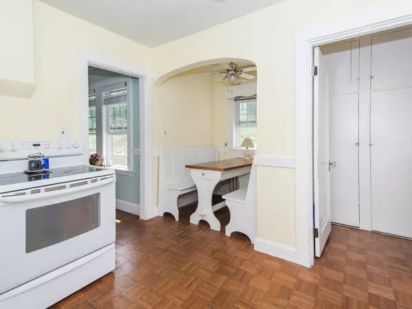 Brookline, MA 02446,302 Mason Ter