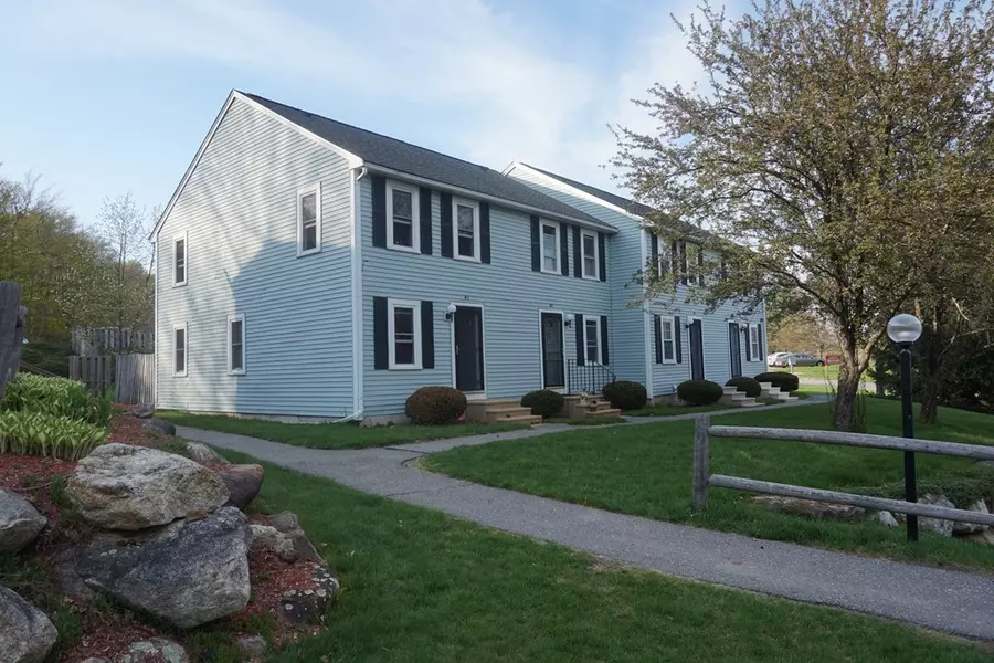 48 Colonial Drive #1, Gardner, MA 01440