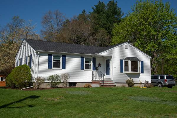 10 Orchard Dr, North Reading, MA 01864