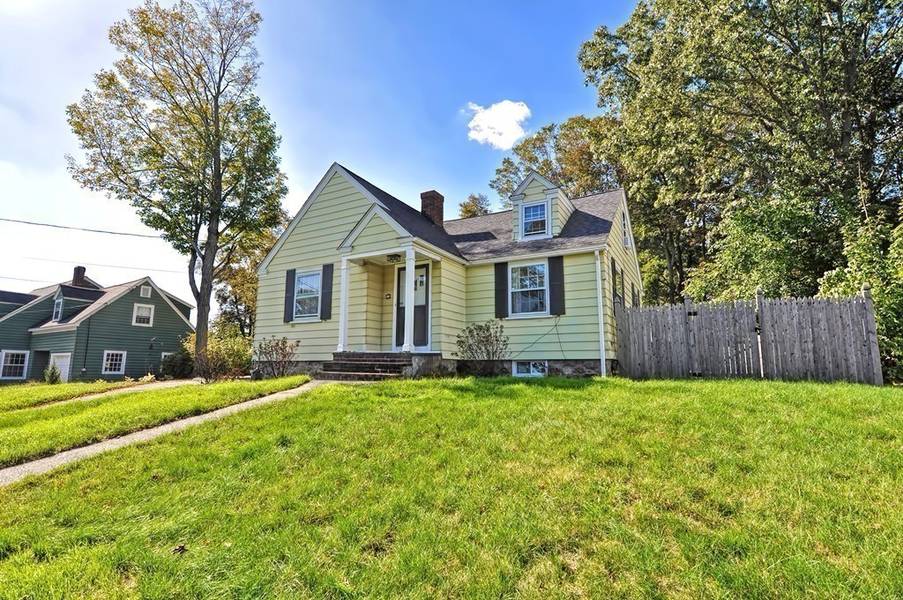 4 Beech Circle, Andover, MA 01810